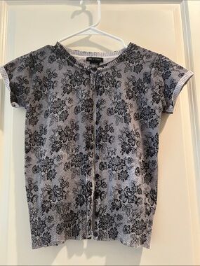 Cool Attitudes Button-Front Cardigan Floral Knit Top cuff short sleeve size S